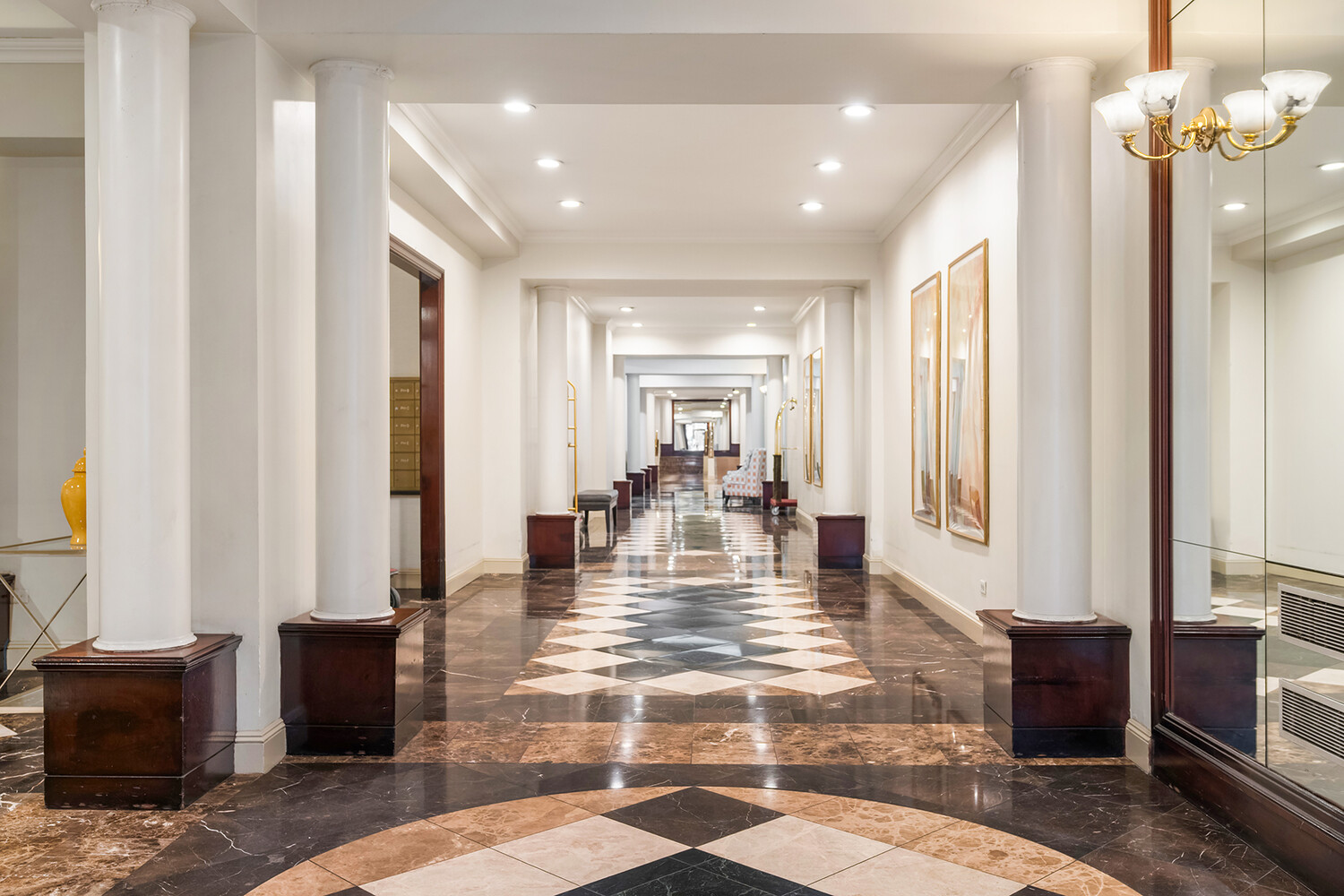 305 East 72nd Street Upper East Side New York NY 10021