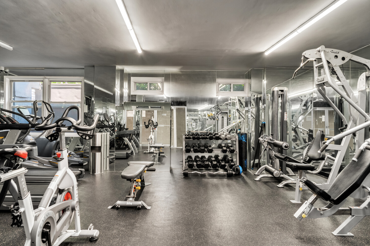 215 East 80th Street Upper East Side New York NY 10075