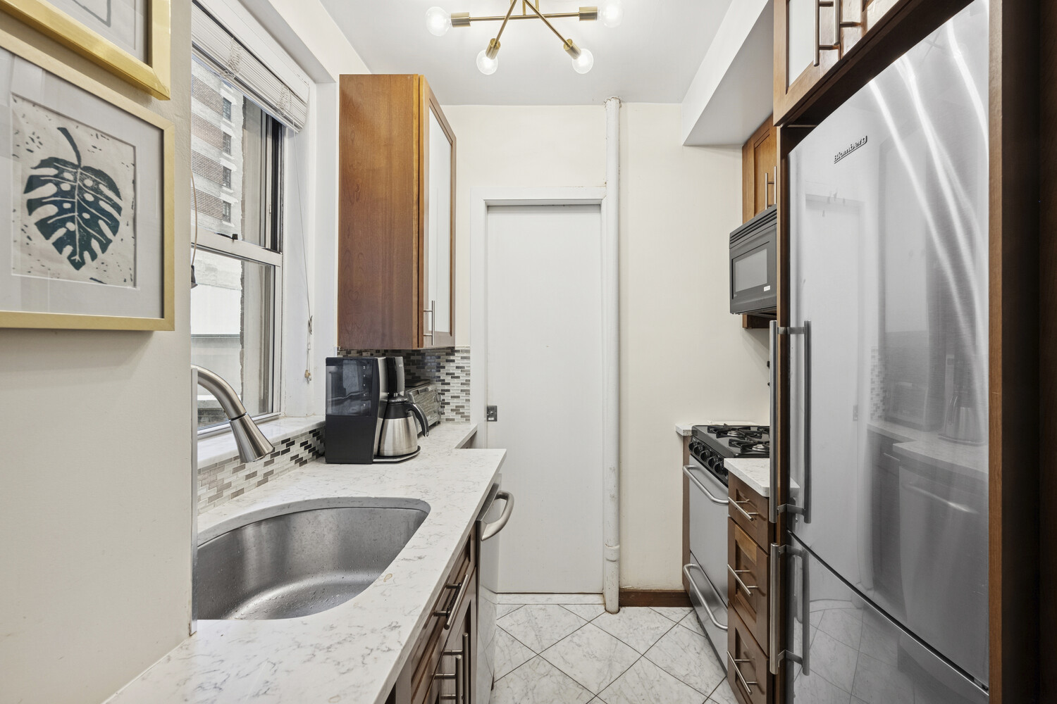 333 East 43rd Street Turtle Bay New York NY 10017