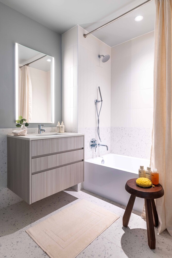 300 East 50th Street Turtle Bay New York NY 10022