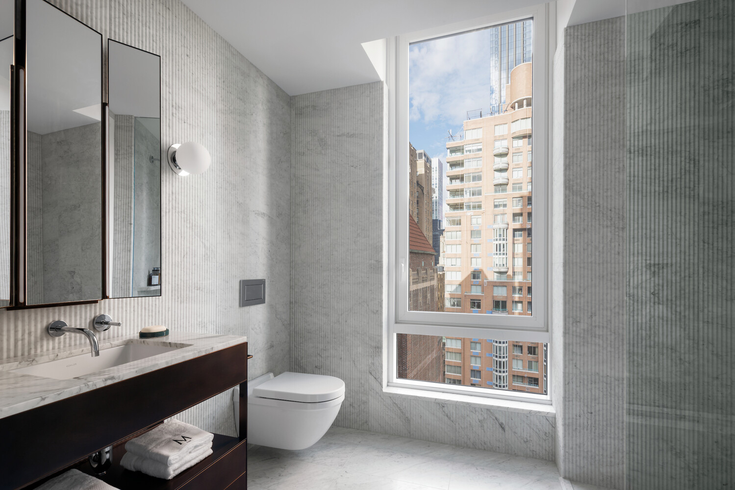 135 East 47th Street 24B Turtle Bay New York NY 10017