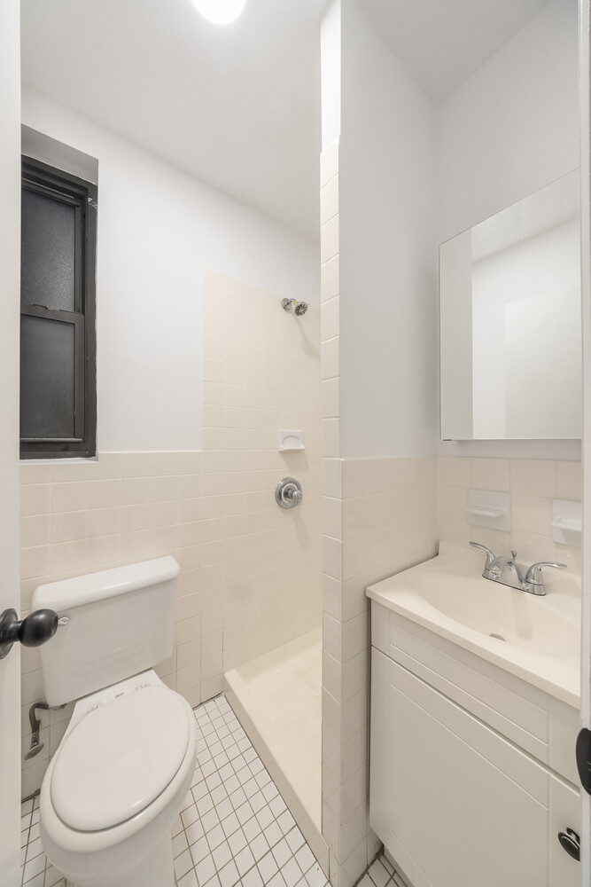 332 East 77th Street Upper East Side New York NY 10075