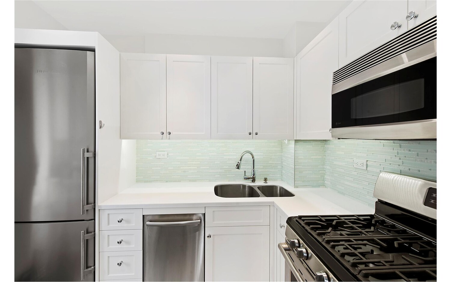 188 East 64th Street 1805 Upper East Side New York NY 10065