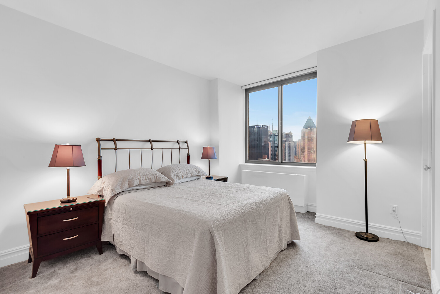 2 Columbus Avenue 35C Lincoln Square New York NY 10024