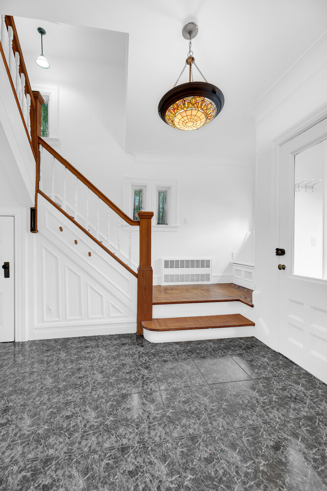 242 Stratford Road Ditmas Park Brooklyn NY 11218