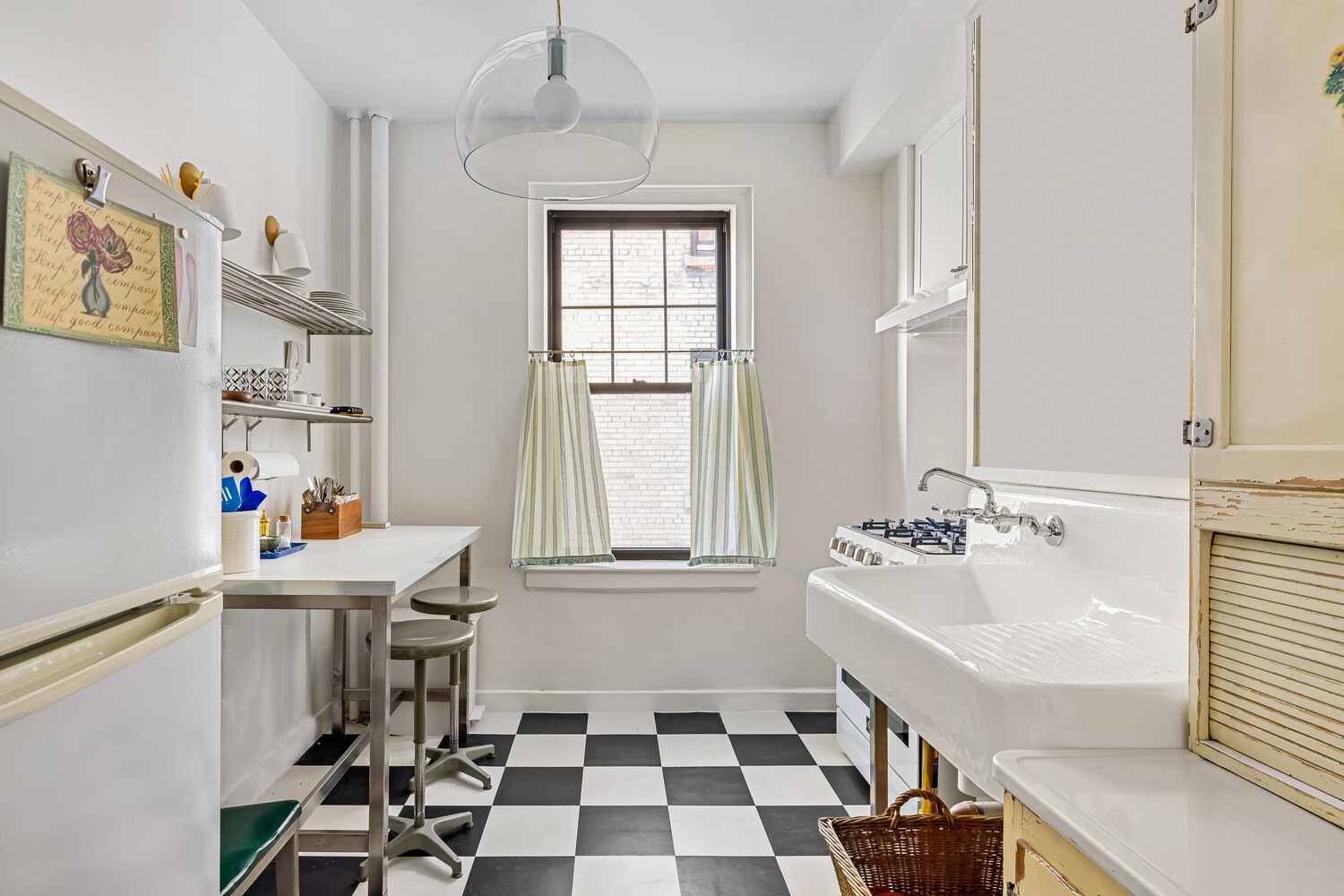 141 East 3rd Street 3I E. Greenwich Village New York NY 10009