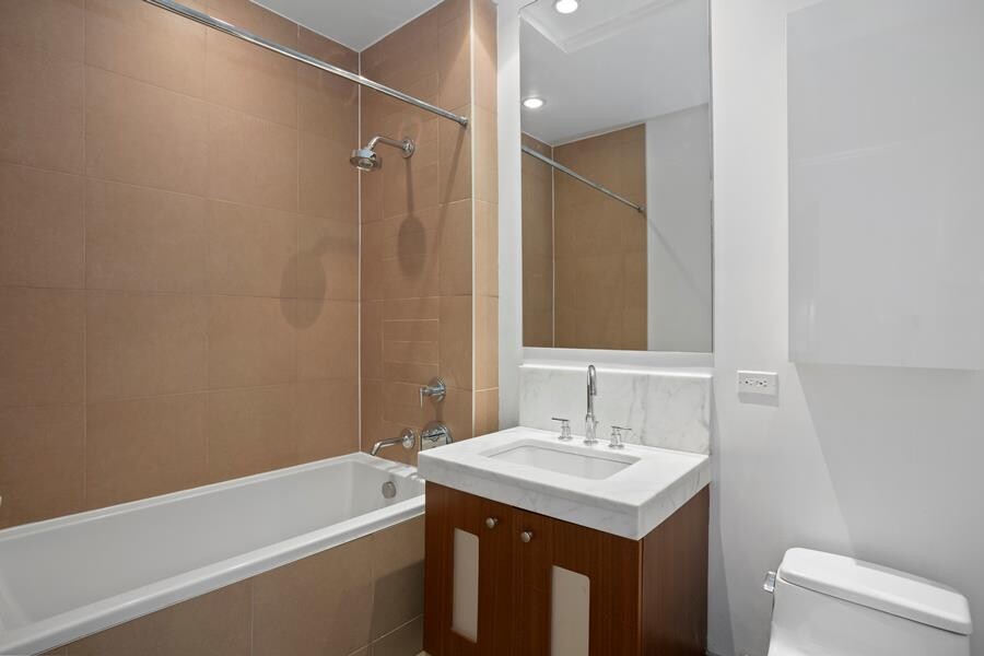 41-17 Crescent Street Long Island City Queens NY 11101