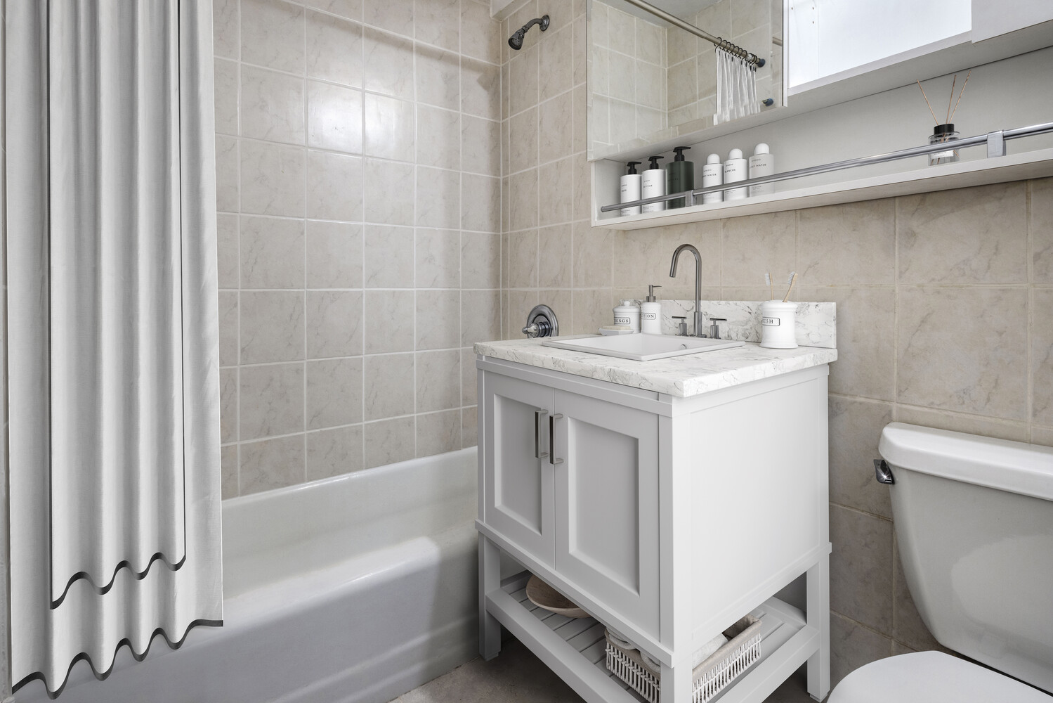 245 East 35th Street 9H Murray Hill New York NY 10016