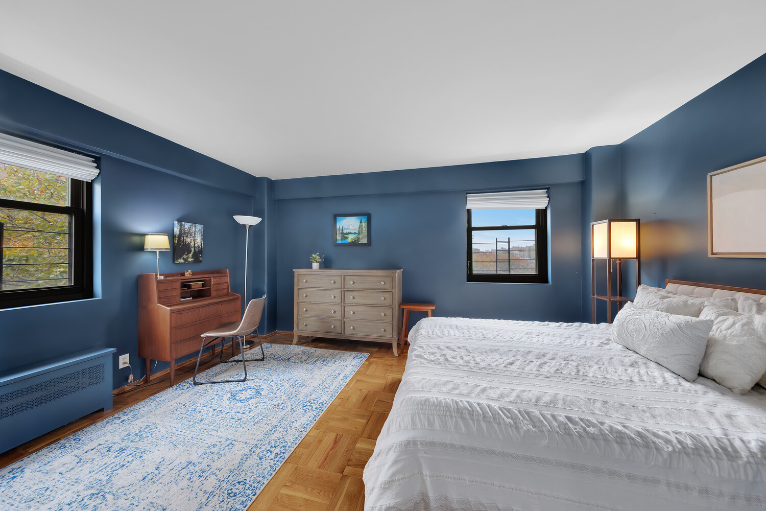 21-85 34th Avenue Long Island City Queens NY 11106