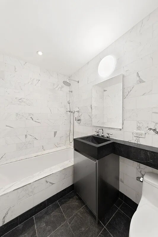 323 Park Avenue South 2B Kips Bay New York NY 10010