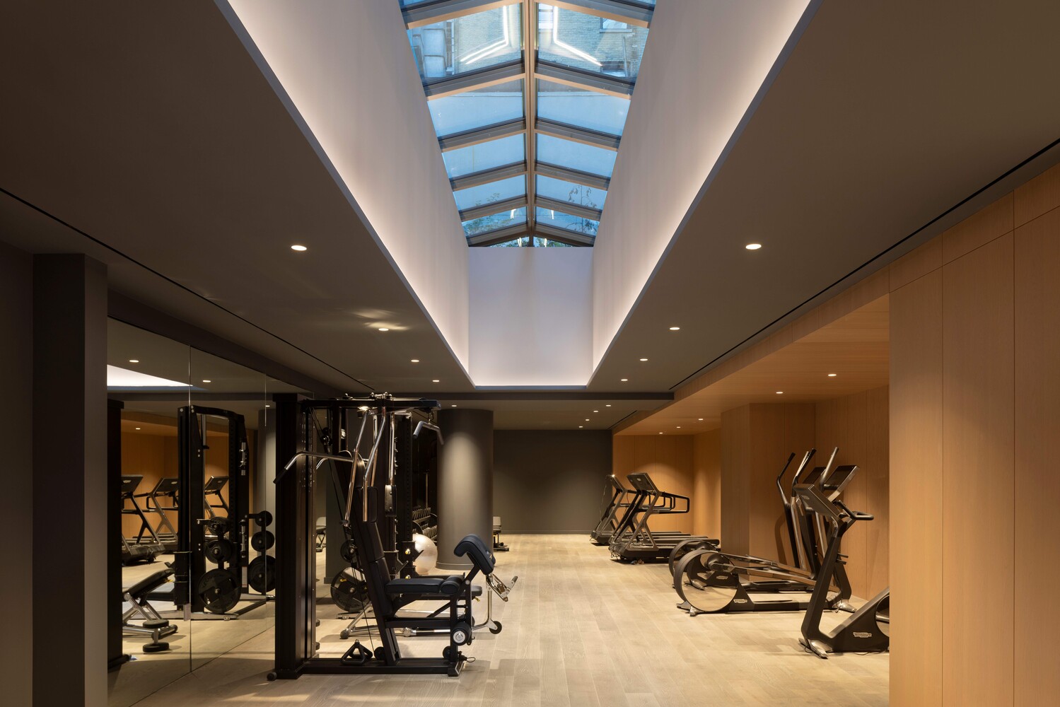 135 East 47th Street 24E Turtle Bay New York NY 10017