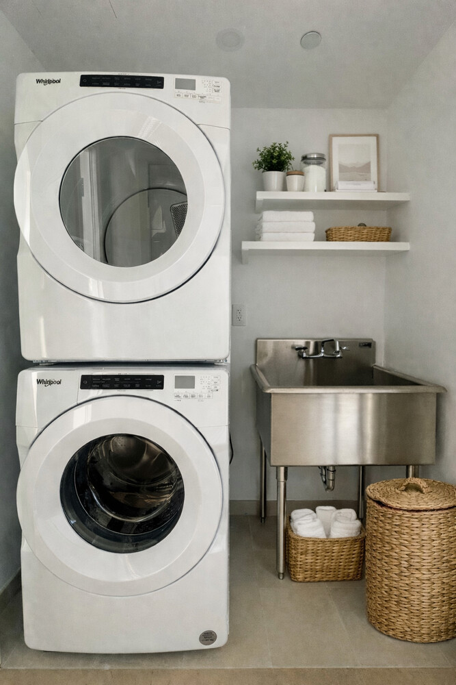 212 West 72nd Street 18E Lincoln Square New York NY 10023