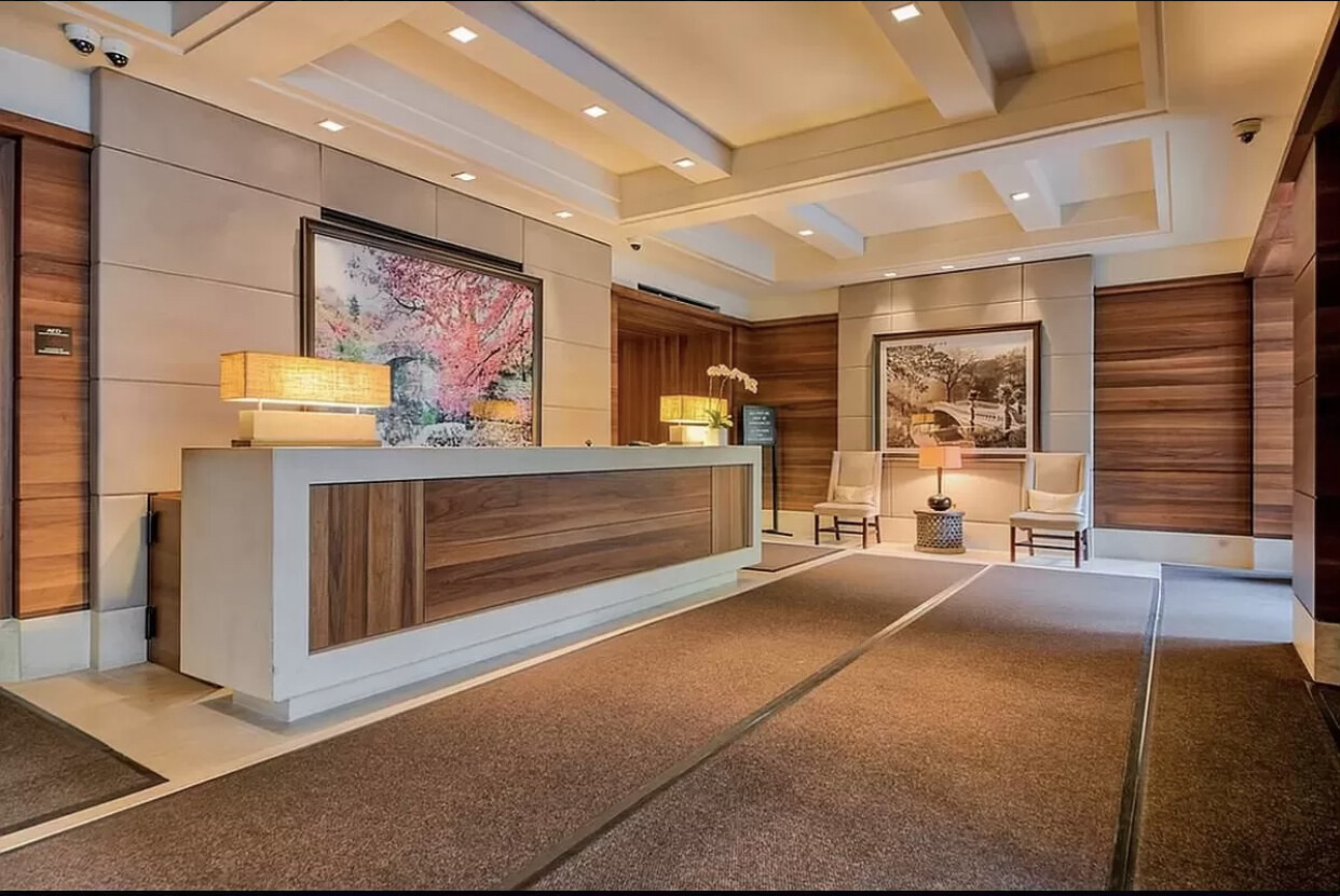155 West 68th Street 916 Lincoln Square New York NY 10023