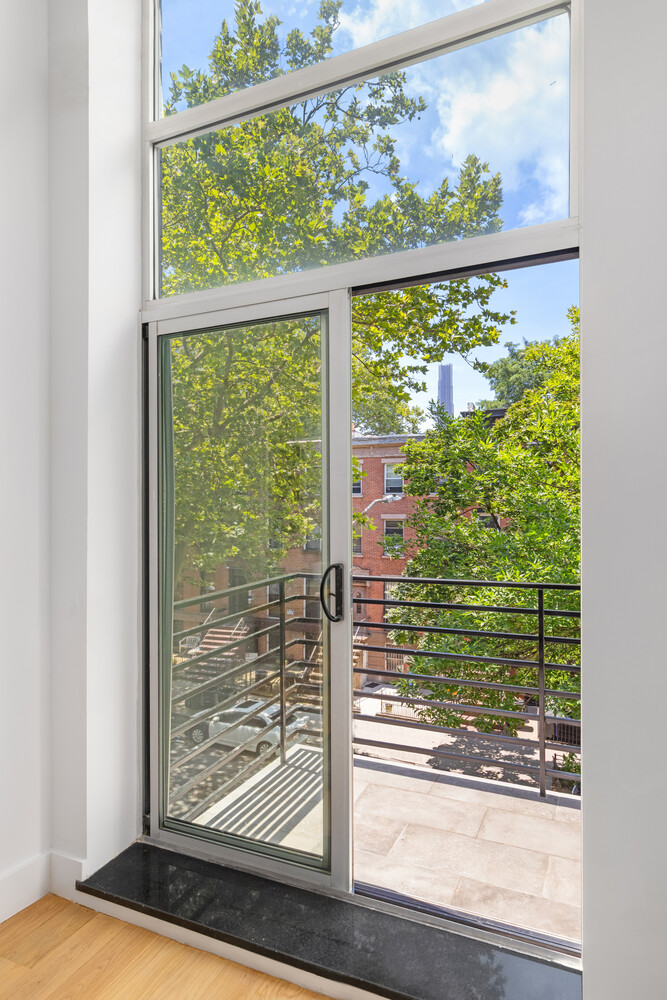 93 Waverly Avenue Clinton Hill Brooklyn NY 11205