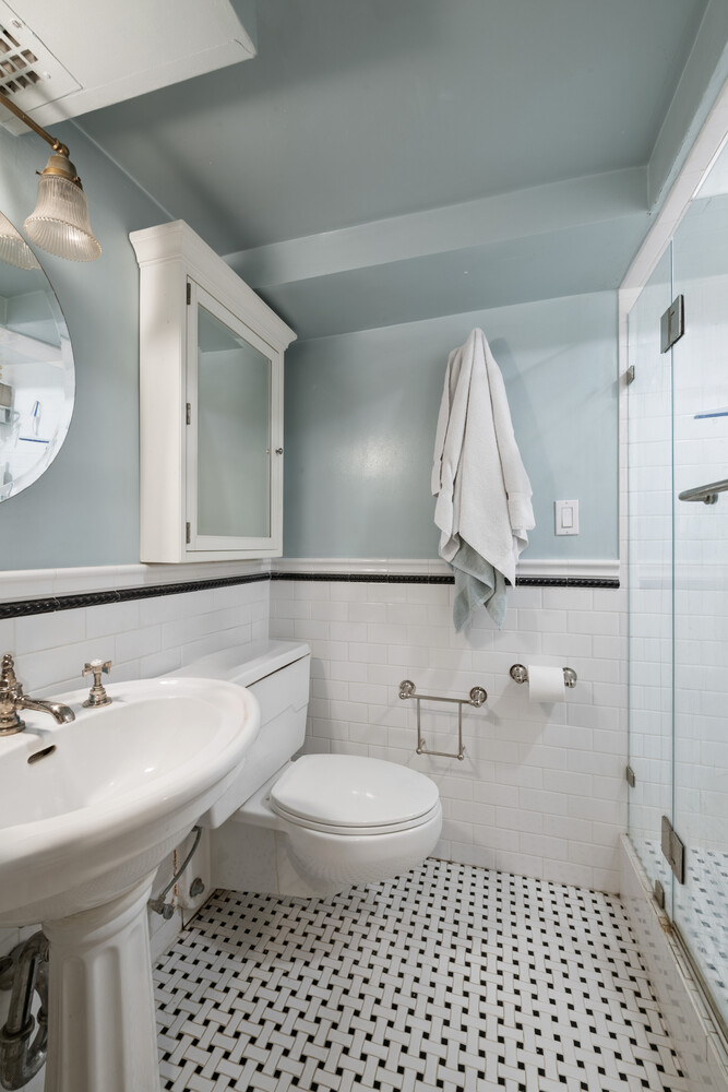 334 West 89th Street Upper West Side New York NY 10024