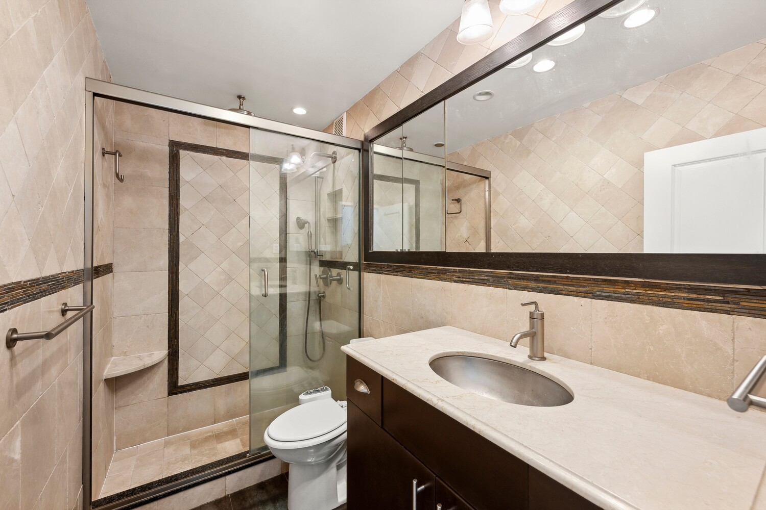 525 East 80th Street Upper East Side New York NY 10075