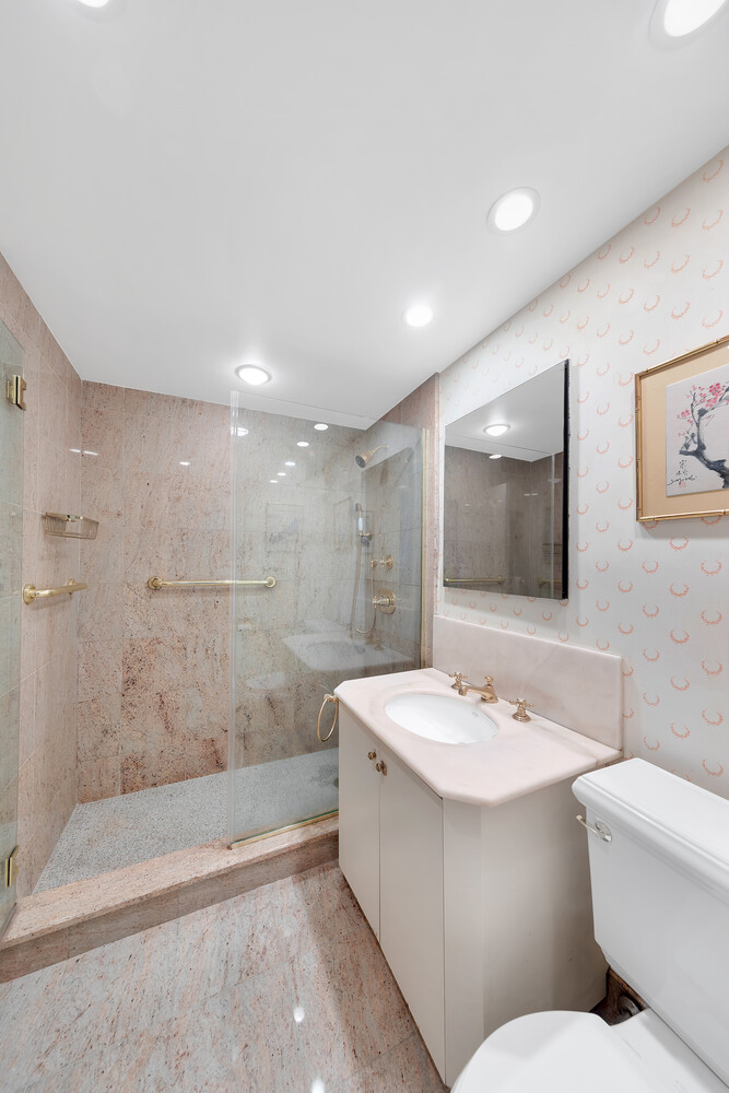 45 Sutton Place South 11H Sutton Place New York NY 10022