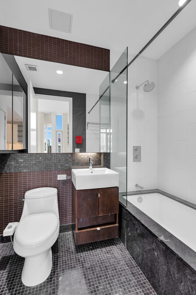 10-17 Jackson Avenue Long Island City Queens NY 11101