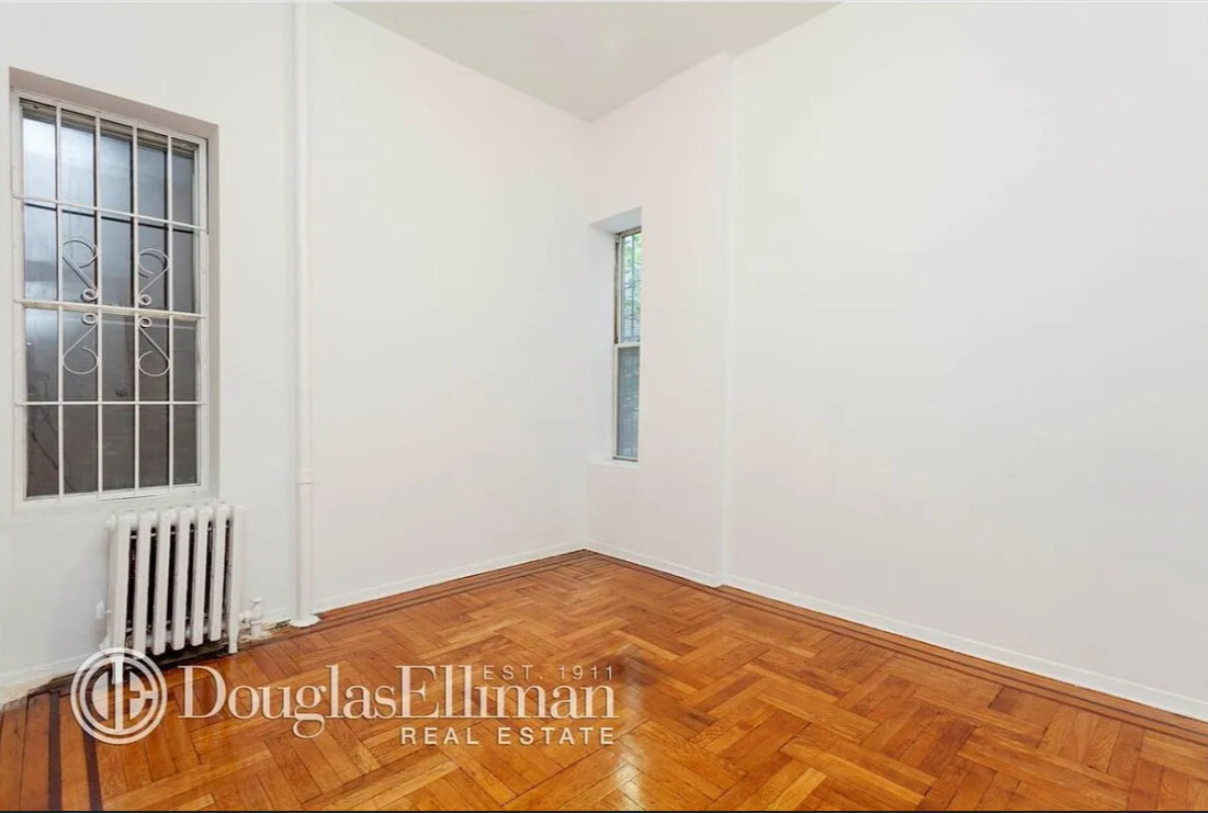 220 East 36th Street Murray Hill New York NY 10016