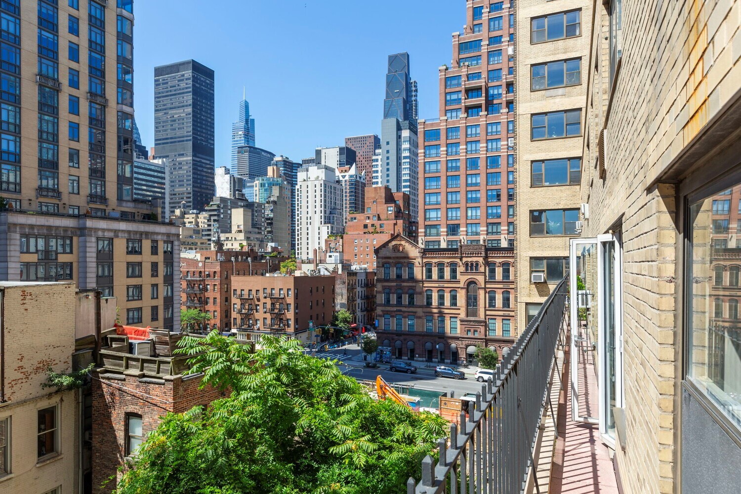 400 East 52nd Street 7J Beekman Place New York NY 10022