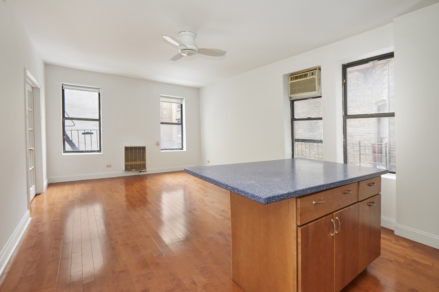 1264 Amsterdam Avenue 3D Morningside Heights New York NY 10027
