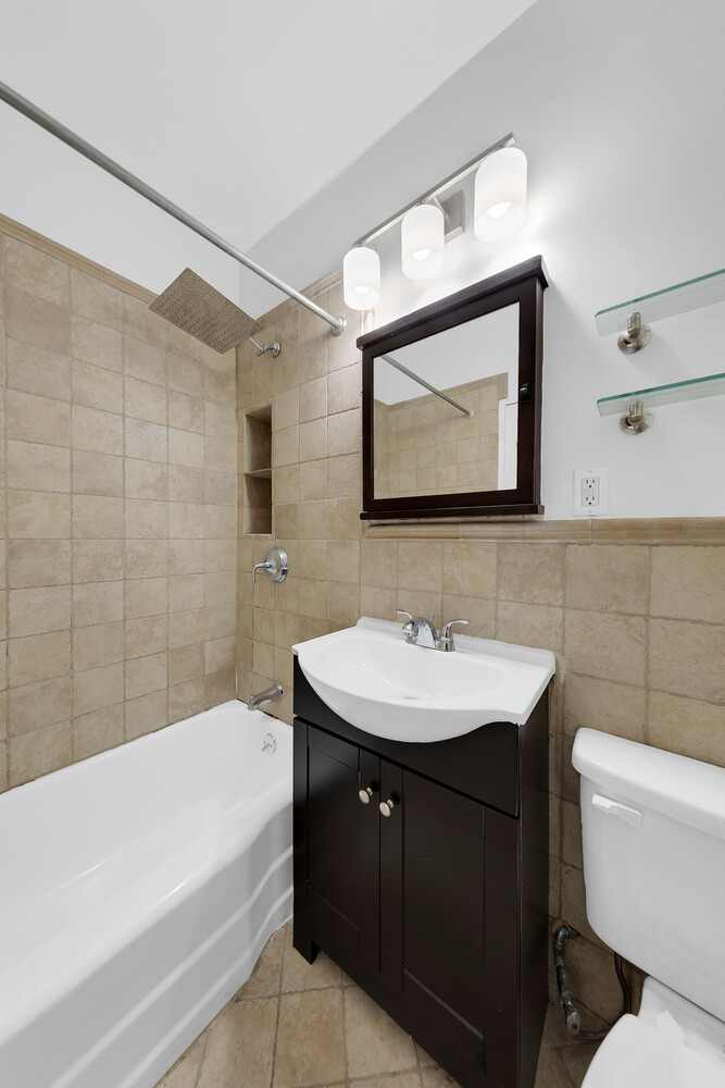 345 East 73rd Street GARDEN_A Upper East Side New York NY 10021