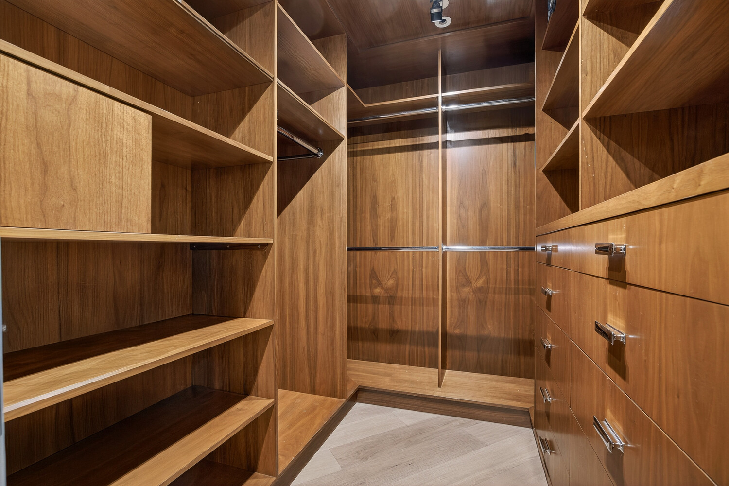 60 East 55th Street 17AD Midtown East New York NY 10022