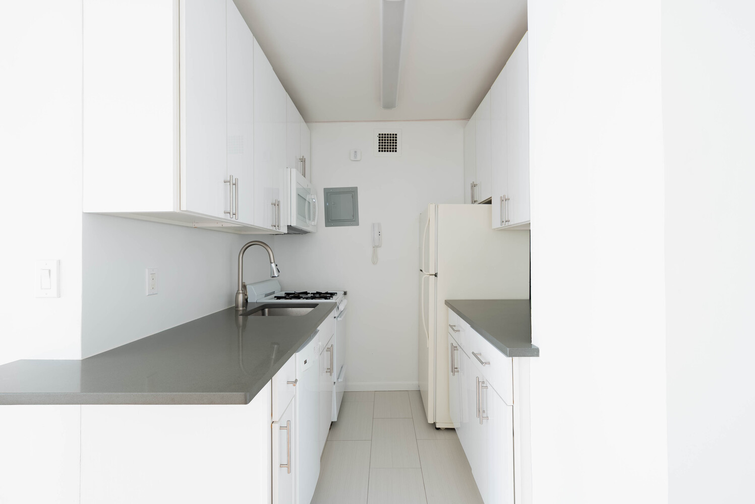 77 West 55th Street 4C Midtown West New York NY 10019