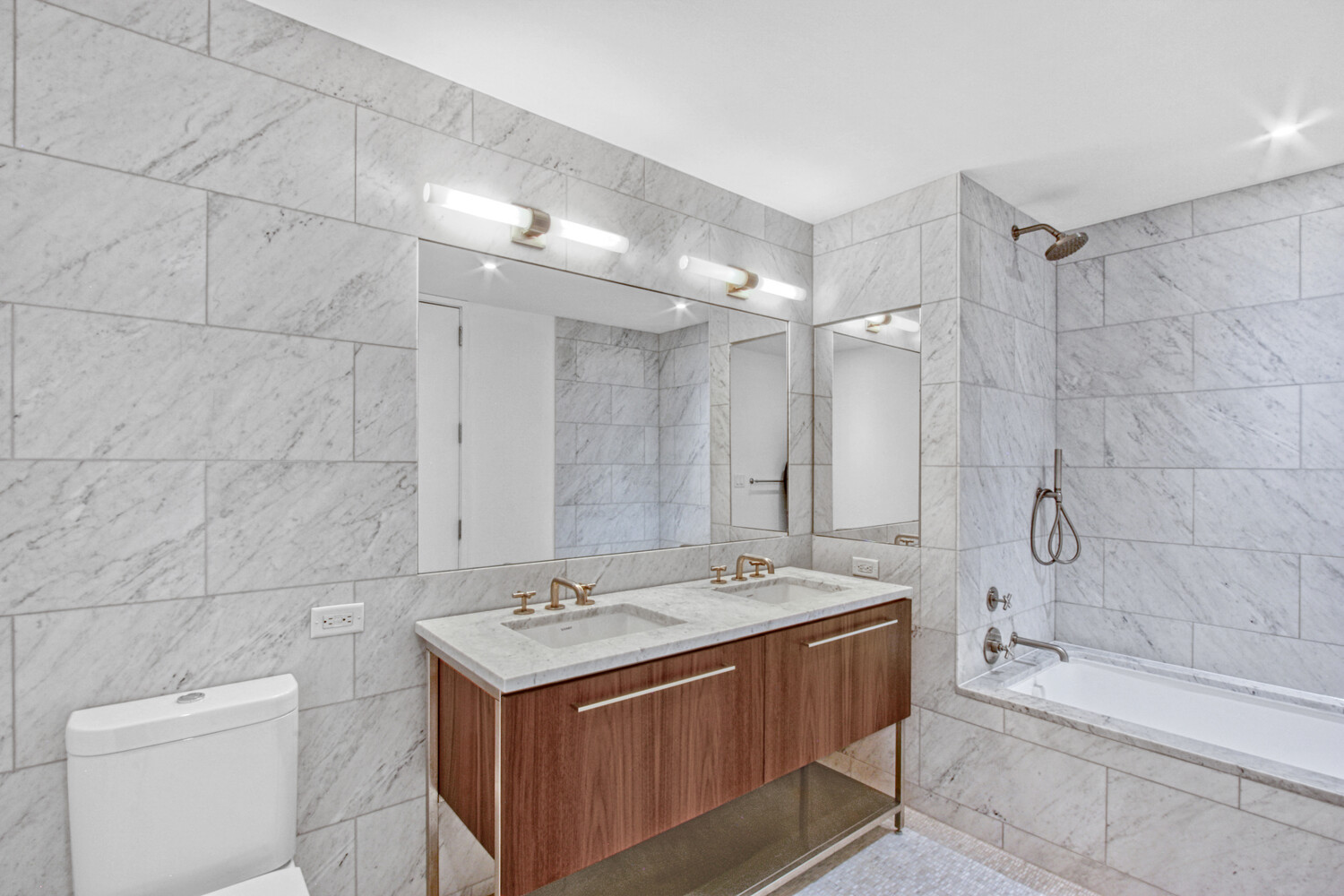 90 Furman Street N805 Fulton Ferry Brooklyn NY 11201