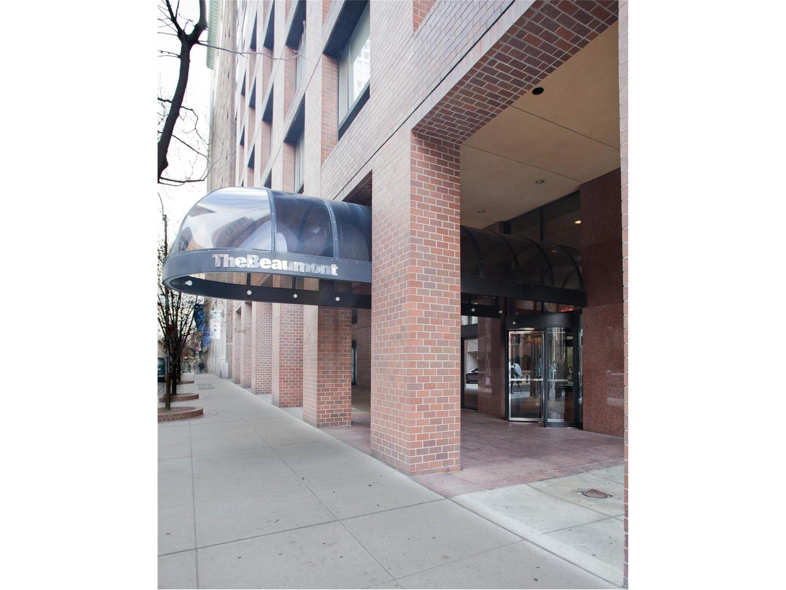30 West 61st Street 21B Lincoln Square New York NY 10023