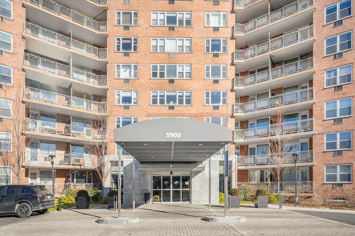 5900 Arlington Avenue Riverdale Bronx NY 10471