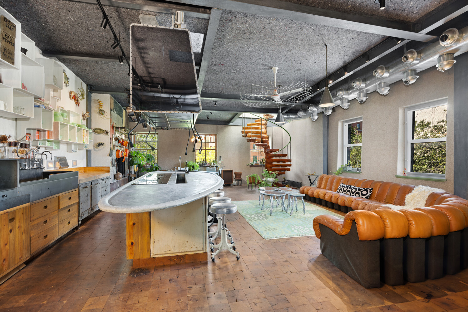 527 Hudson Street W. Greenwich Village New York NY 10014