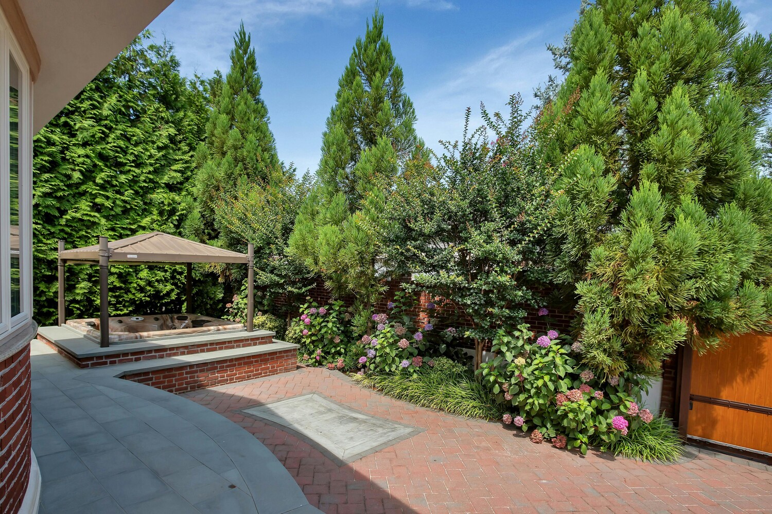 5 Boulevard Malba Queens NY 11357