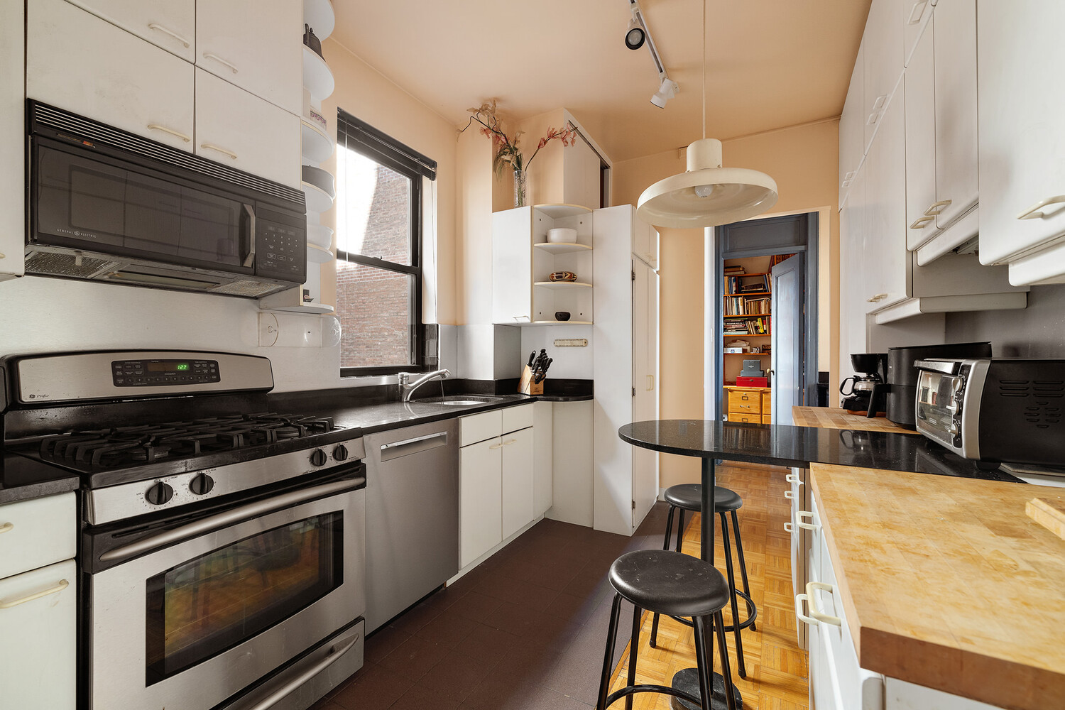 1105 Park Avenue 10D Carnegie Hill New York NY 10128