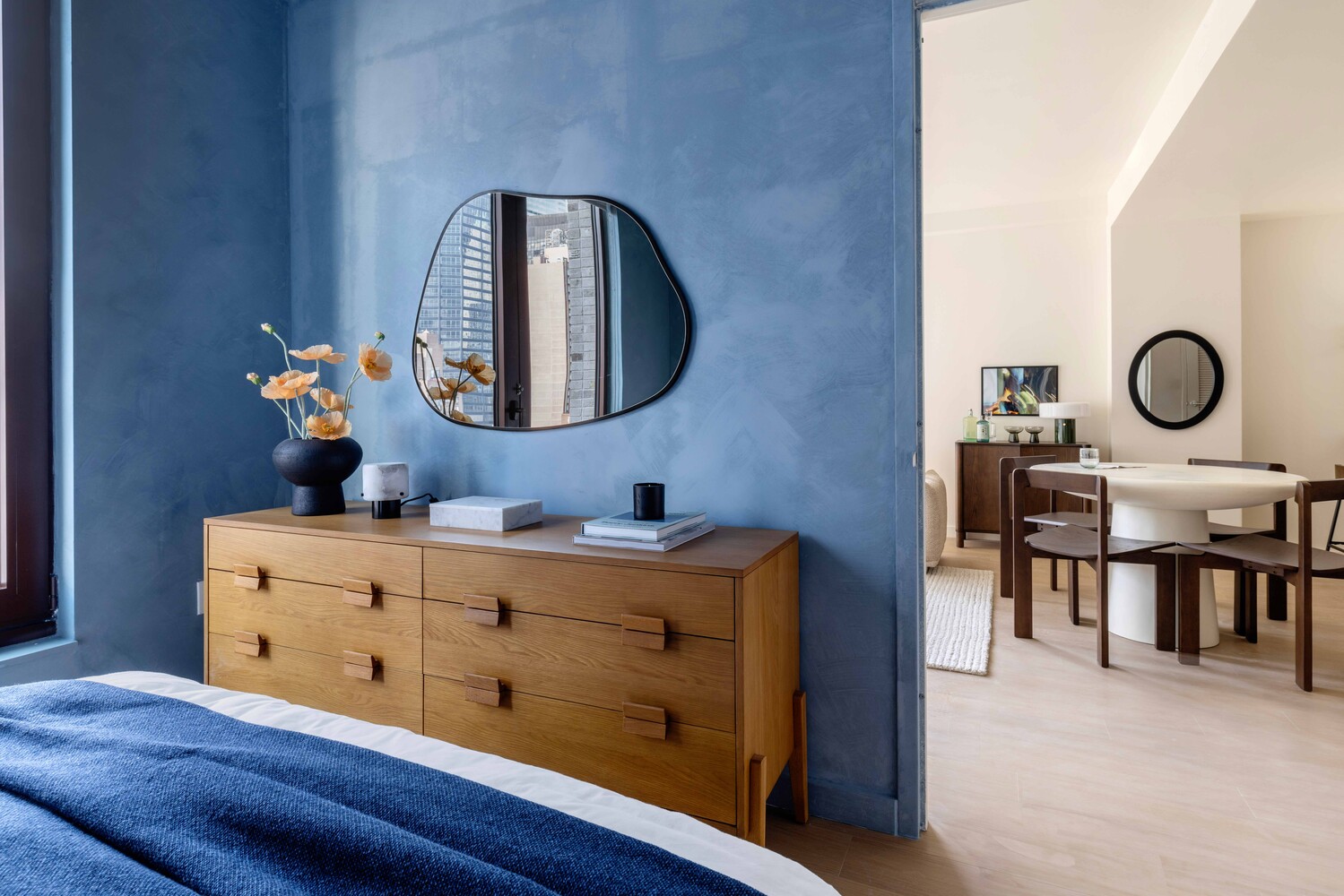 300 East 50th Street Turtle Bay New York NY 10022