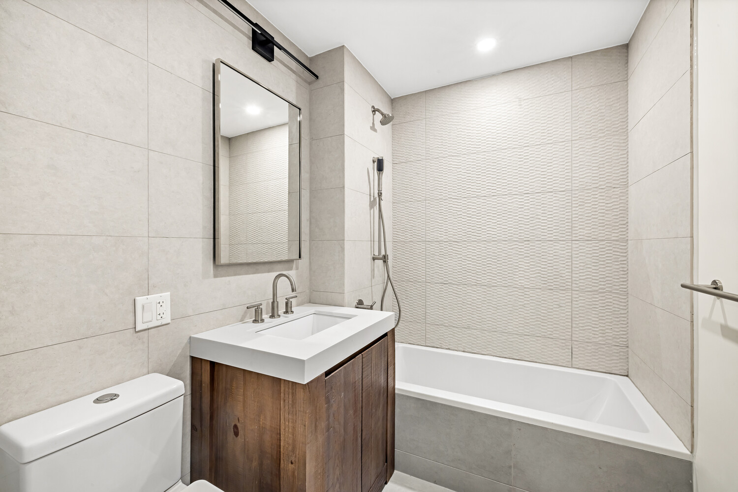 104 Newel Street 4 Greenpoint Brooklyn NY 11222