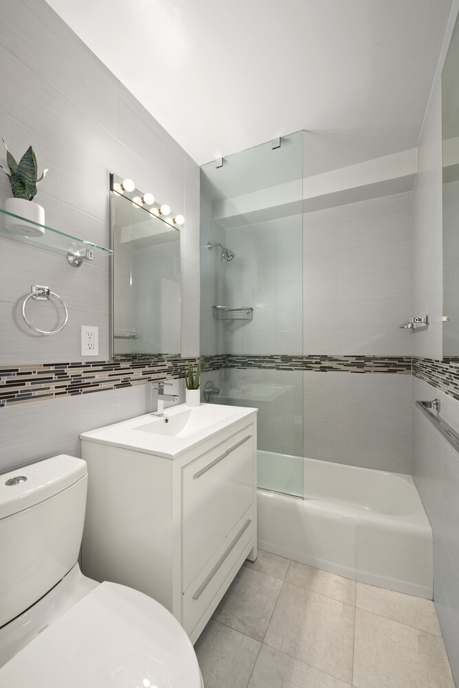 7 East 14th Street Flatiron District New York NY 10003