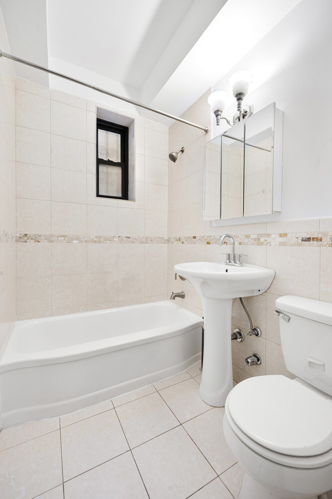 273 Bennett Avenue 3G Washington Heights New York NY 10040