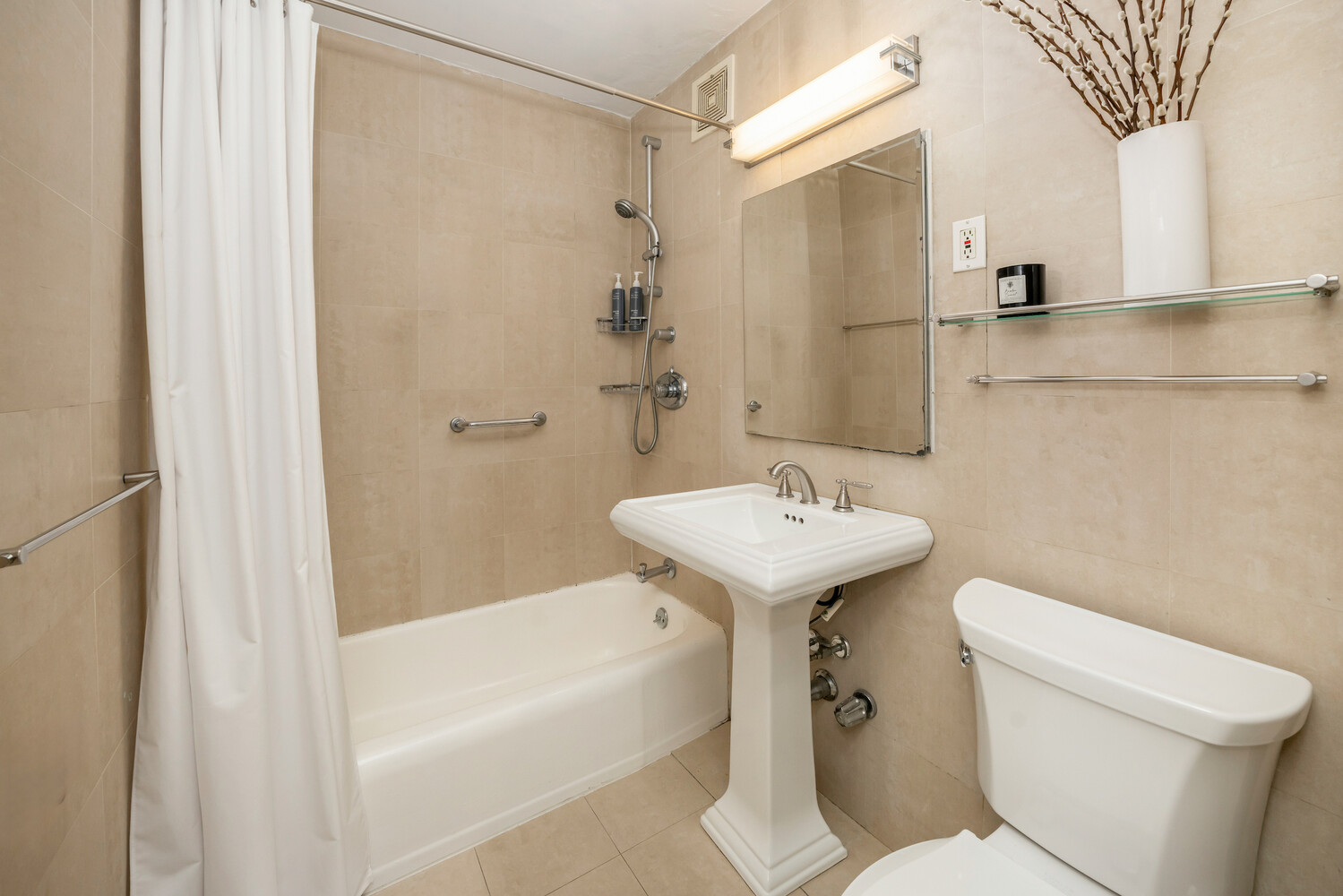 400 East 77th Street Upper East Side New York NY 10075