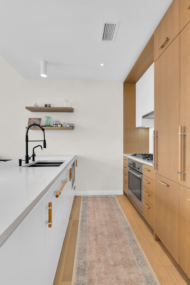 22-18 Jackson Avenue Court Square Queens NY 11101