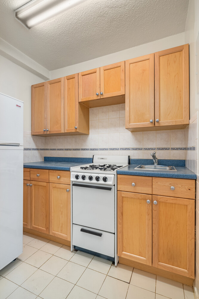 200 West 79th Street 17A Upper West Side New York NY 10024