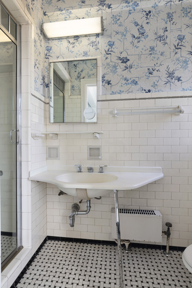 55 Central Park West 6E Central Park West New York NY 10023