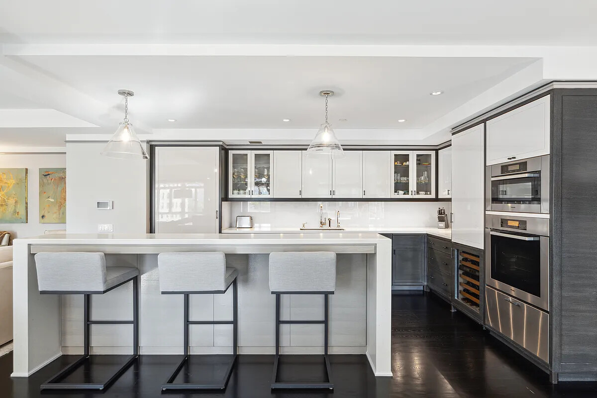 21 East 61st Street Upper East Side New York NY 10065