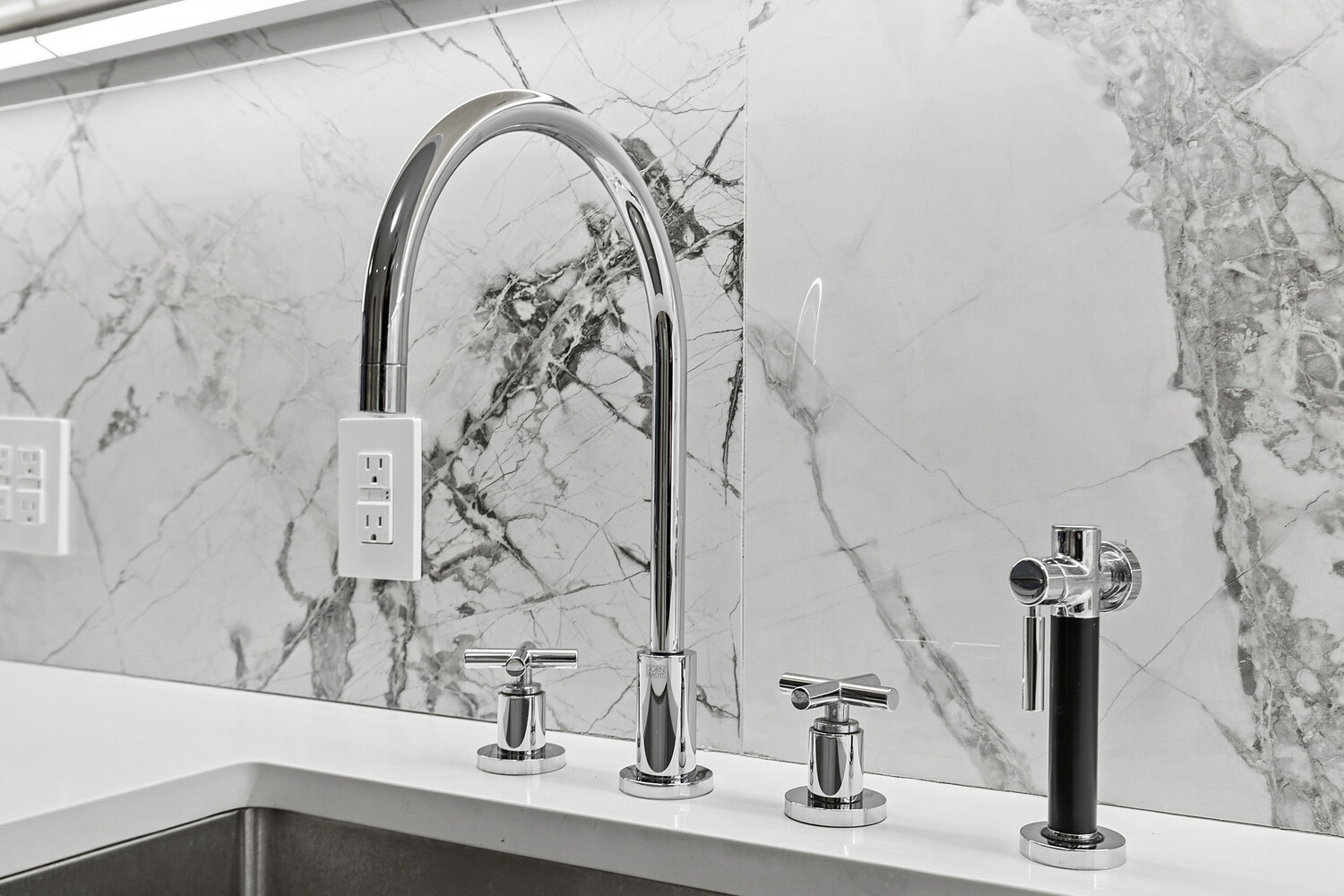 11 West 126th Street FLOOR2 West Harlem New York NY 10027