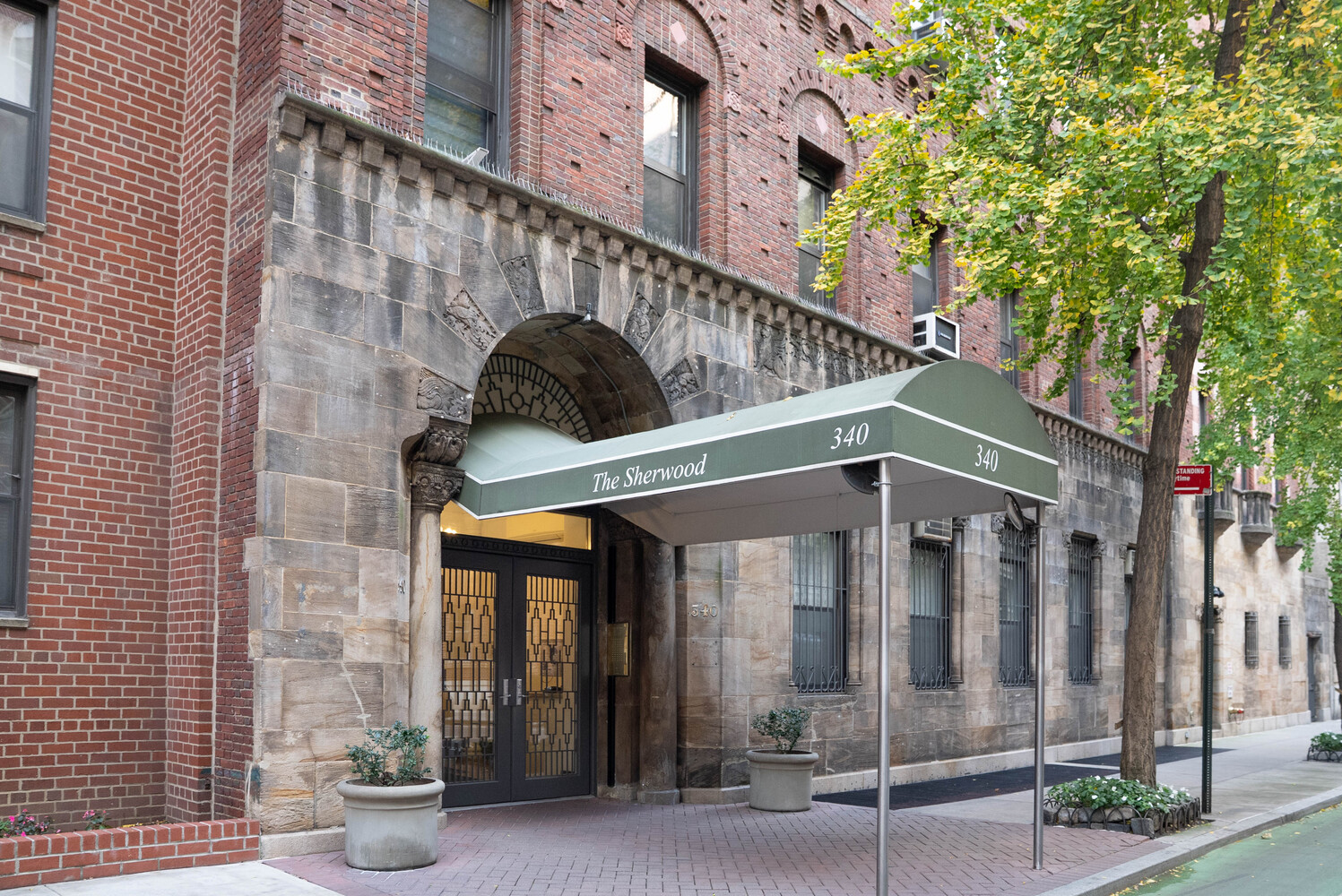 340 West 55th Street 6D Clinton New York NY 10019