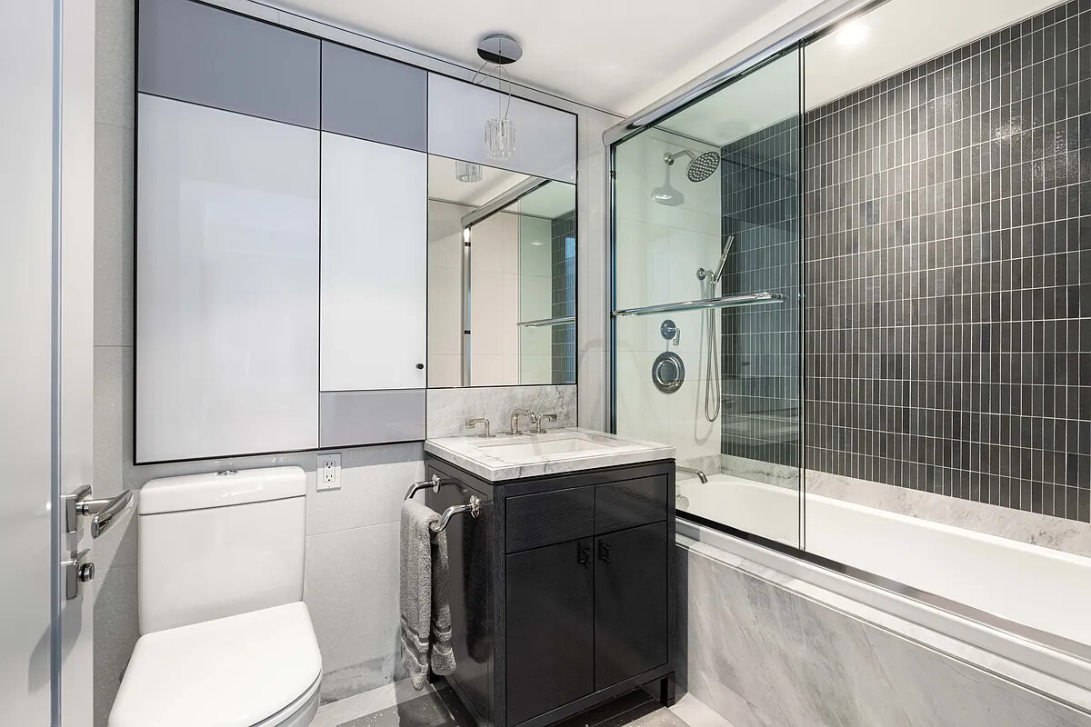 21 East 61st Street Upper East Side New York NY 10065