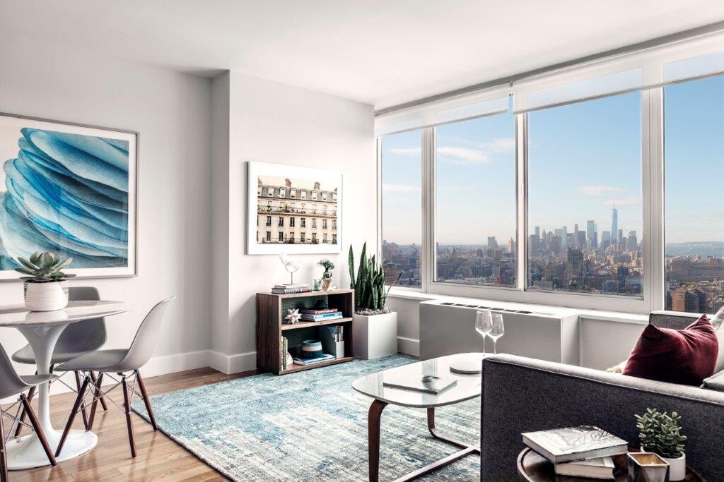 315 West 33rd Street Chelsea New York NY 10001