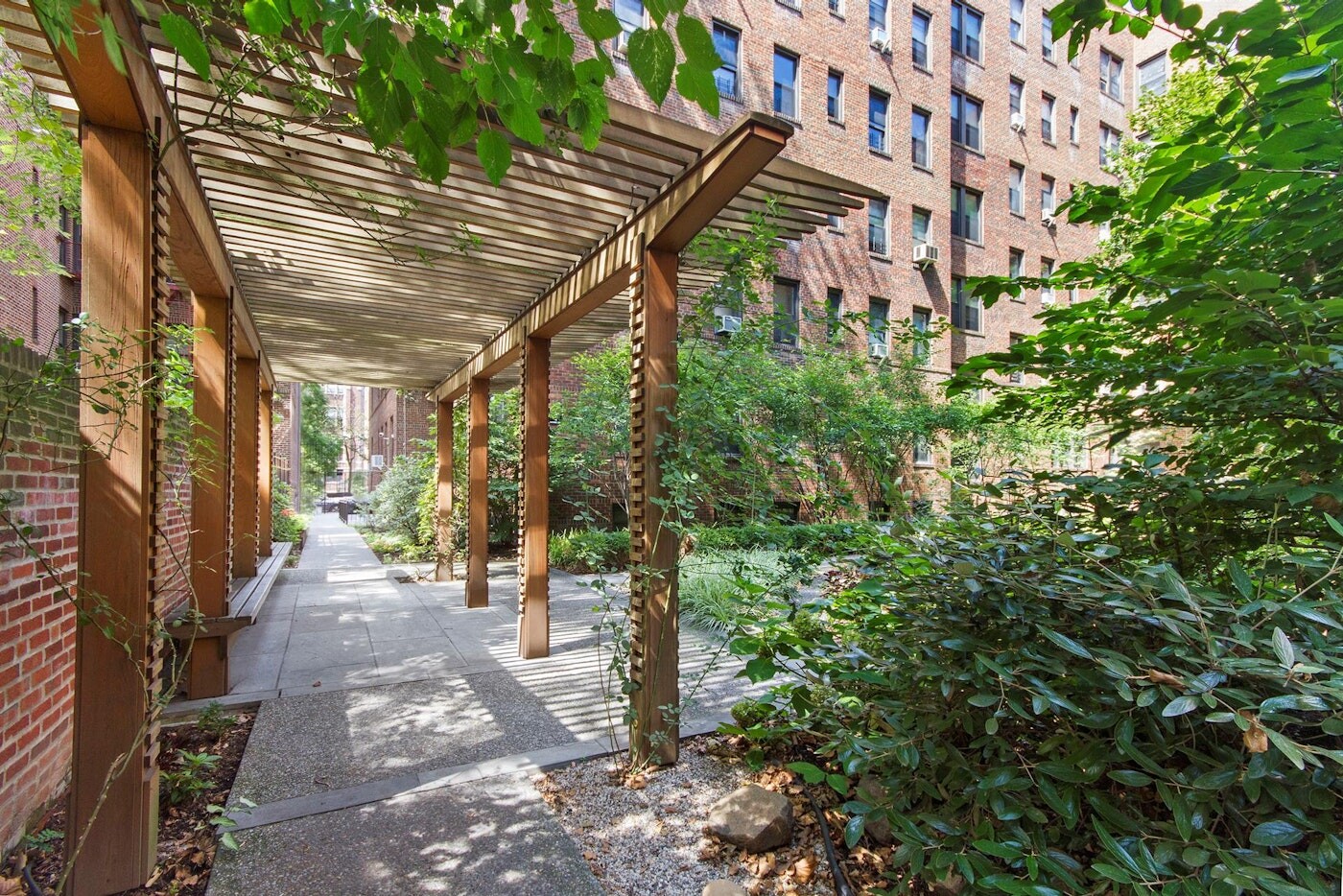 83-10 35th Avenue 3W Jackson Heights Queens NY 11373