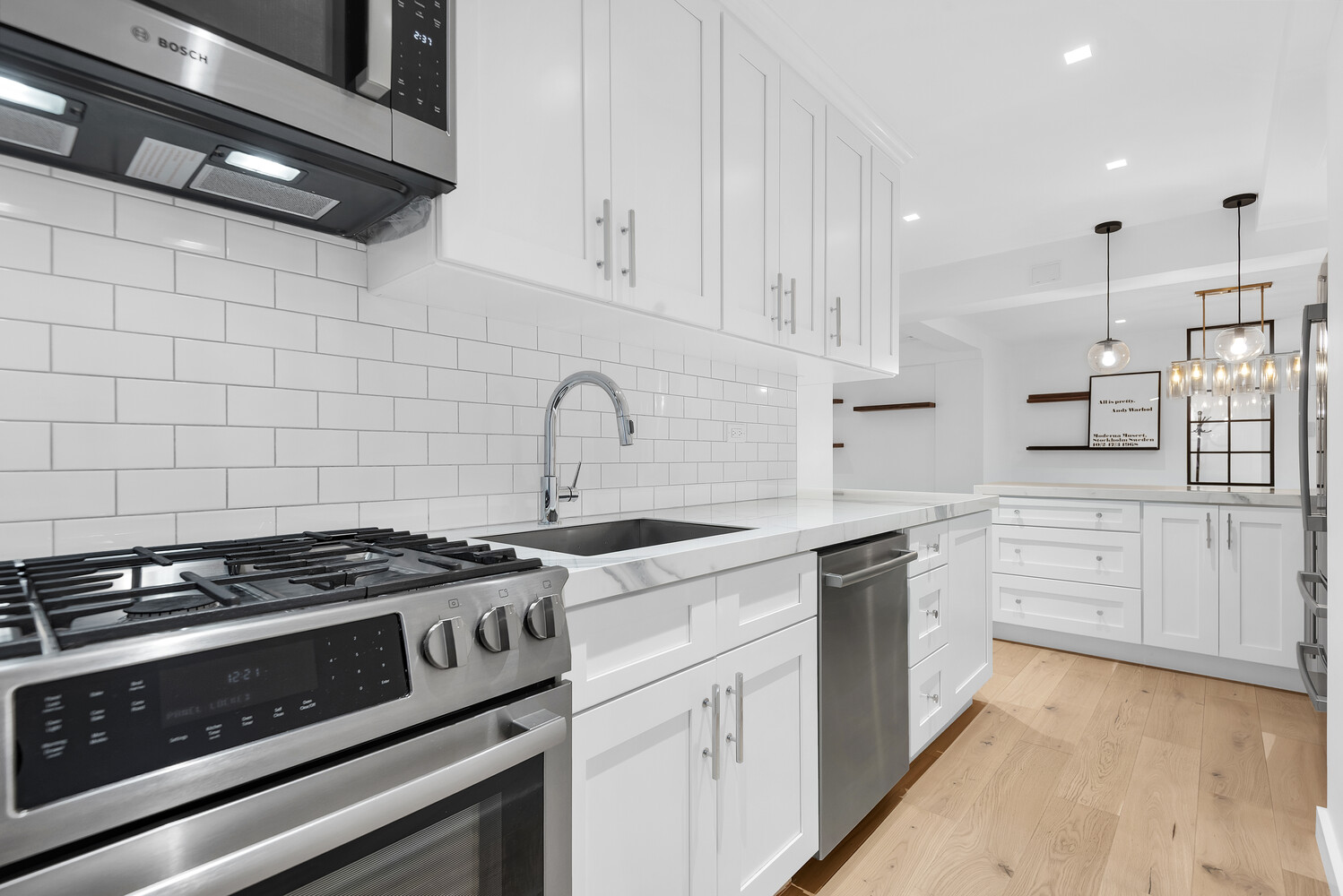 25 Sutton Place South 14A Sutton Place New York NY 10022