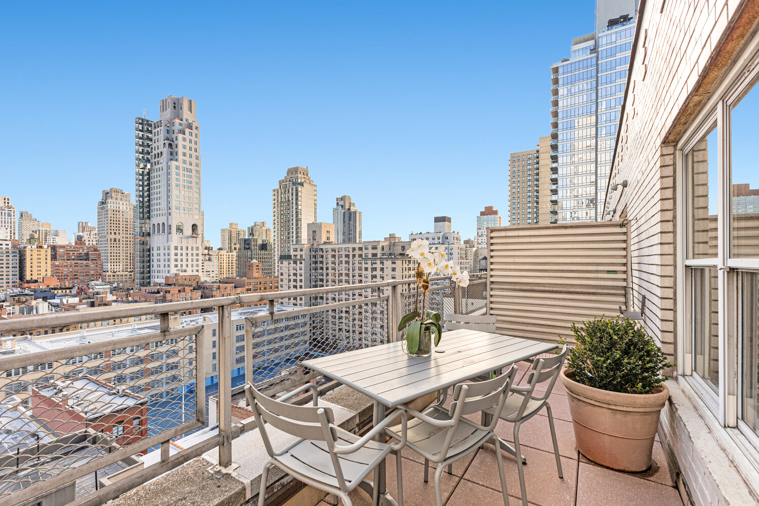 207 East 74th Street PHG Upper East Side New York NY 10021